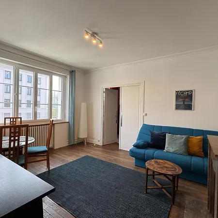 Charming T2 Close To The Train Station - *
